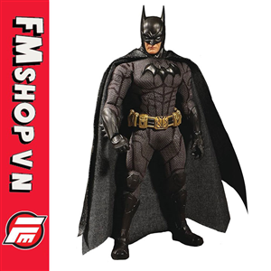(2ND) MEZCO BATMAN SOVEREIGN KNIGHT