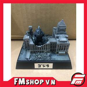 (JPV) BANDAI 2000 GODZILLA VS MOTHRA DIORAMA BY YUJI SAKAI 1