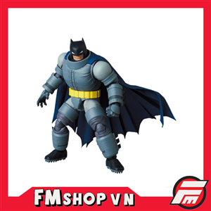 (JPV) MAFEX THE DARK KNIGHT RETURN ARMORED BATMAN
