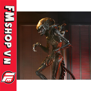 (NEW) NECA ALIEN ROMULUS ULTIMATE SCORCHED XENOMORPH FAKE
