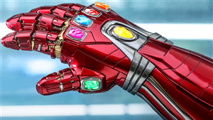 AVENGERS ENDGAME NANO GAUNTLET LIFE SIZE COLLECTIBLE FIGURE