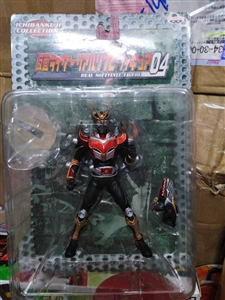 BANPRESTO REAL FIGURE 04 KAMEN RIDER RYUKI SURVIVE FIGURE