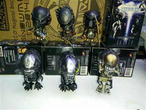 CHIBI PREDATOR VS ALIEN