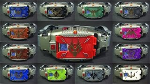 DX RYUKI SET 13 DECK LIKE NEW