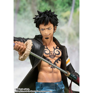FIGUARTS ZERO TRAFALGAR  LAW