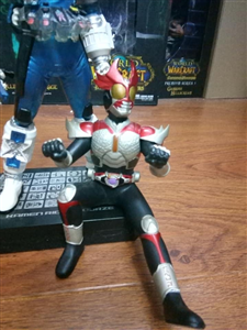 FIGURE AGITO SHINING ( MẤT XE )