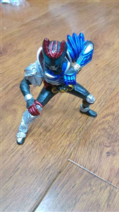 FIGURE KAMEN RIDER KIVA GARULU