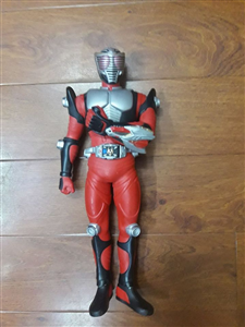 FIGURE KAMEN RIDER RYUKI 30 CM