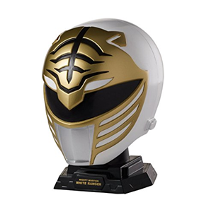 LEGACY MMPR WHITE RANGER HELMET DISPLAY