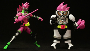 LVUR 01 KAMEN RIDER EX-AID