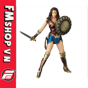 MAFEX NO 048 WONDER WOMAN