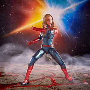 MARVEL LEGEND CAPTAIN MARVEL