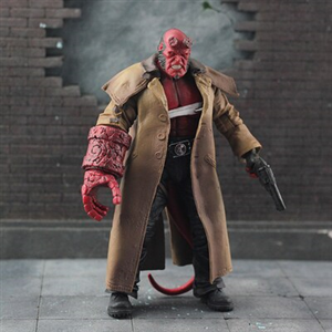 HELLBOY- MEZCO HELLBOY WOUNDED FAKE