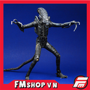 NECA ALIENS XENOMORTH FAKE