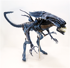 NECA QUEEN ALIEN DELUXE CHINA VER -