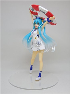 PVC HATSUNE MIKU NATSUFUKU VER FAKE