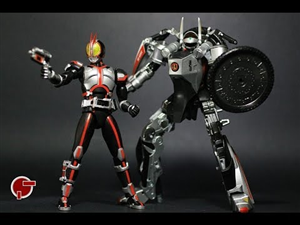 SHF KAMEN RIDER FAIZ & VAJIN (KÍ GỬI)