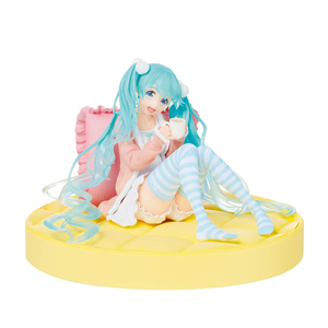 TAITO MIKU BED VER