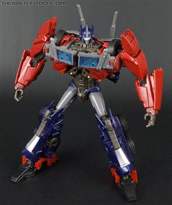 TAKARA TOMY TRANSFROMER OPTIMUS PRIME (1ST EDDITION)
