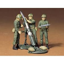 TAMIYA 1/35 U.S.107mm MORTAR & CREW