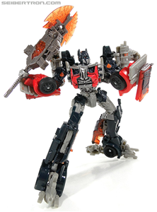 TRANSFORMER FIREBURST OPTIMUS VOLYAGER