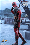 HOT TOYS DEADPOOL 2ND