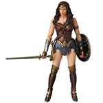 MAFEX WONDER WOMAN FAKE