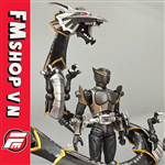 SHF MASKED RIDER RYUGA & DRABLACKER SET FAKE