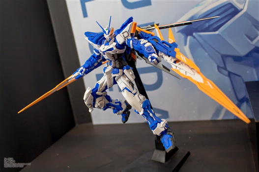 Mua bán MG ASTRAY BLUE FRAME D