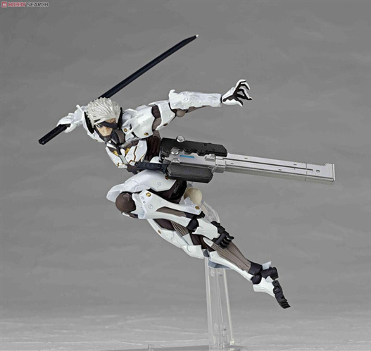 Mua bán REVOLTECH METAL GEAR RISING RAIDEN FAKE (TRẮNG)