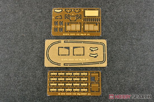 Mua bán RUSSIAN MIG  29 SMT FULCRUM 1/32