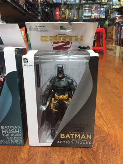 Mua bán DC COLLECTIBLES BATMAN BRUCE WAYNE