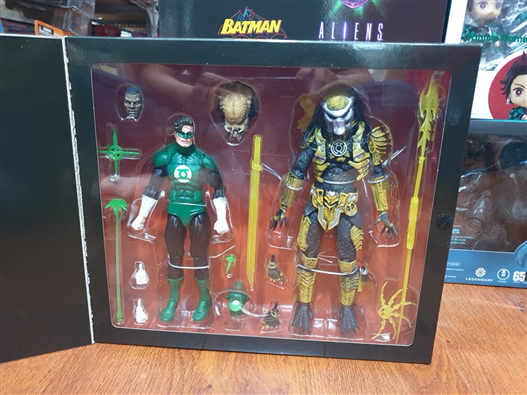 Mua bán NECA GREEN LANTERN & PREDATOR JPV
