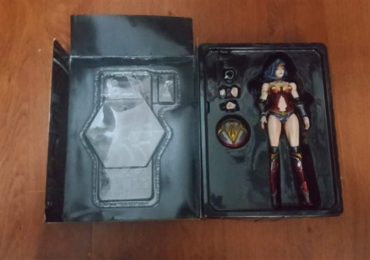 Mua bán PLAY ARTS KAI NO.2 WONDER WOMAN 2ND