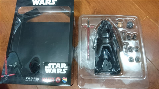 Mua bán MAFEX STAR WAR KYLO REN 2ND