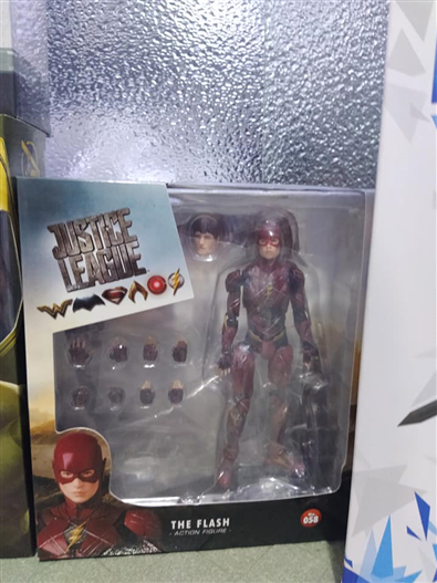 Mua bán MAFEX THE FLASH FAKE