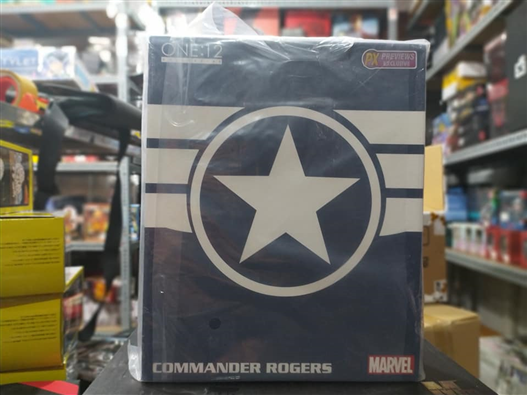 Mua bán MEZCO COMMANDER ROGERS FAKE