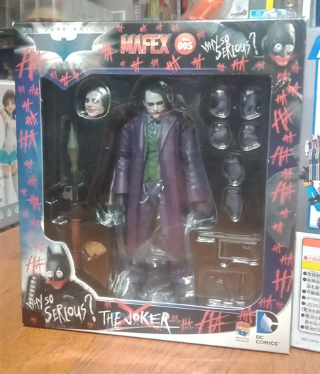 Mua bán MAFEX JOKER THE DARK KNIGHT LIKE NEW