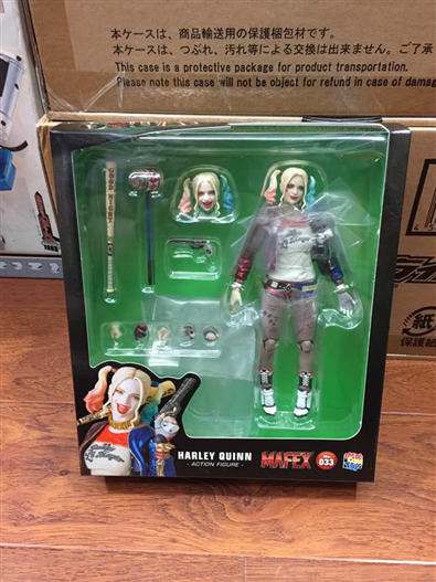 Mua bán MAFEX SUICIDE SQUAD HARLEY QUINN 