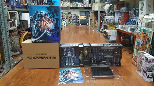Mua bán METAL BUILD THUNDERBOLT ARMORED GEAR LIKE NEW