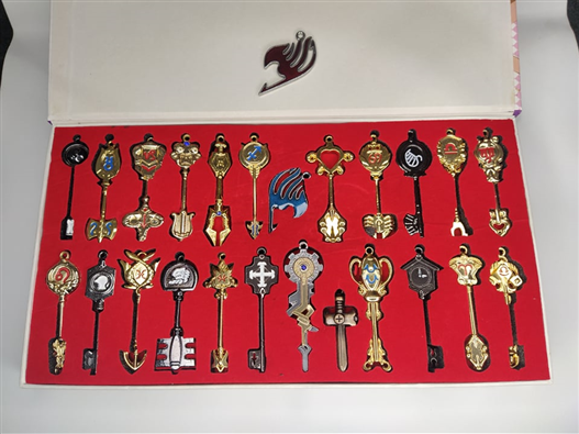 Mua bán MÓC KHÓA FAIRY TAIL 22 MÓN TẶNG HUY HIỆU+DÂY CHUYỀN