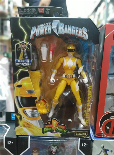 Mua bán LEGACY POWER RANGERS YELLOW RANGER