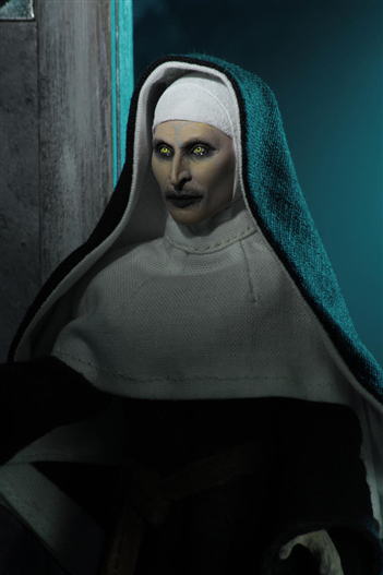 Mua bán NECA THE NUN