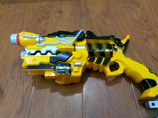 Mua bán DX KYURYUGER GABUREVOLVER KO BOX