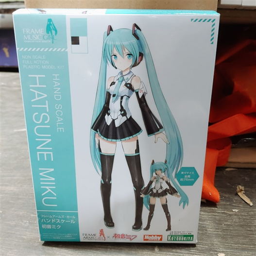 Mua bán FRAME MUSIC GIRL HAND SCALE HATSUNE MIKU PLASTIC MODEL