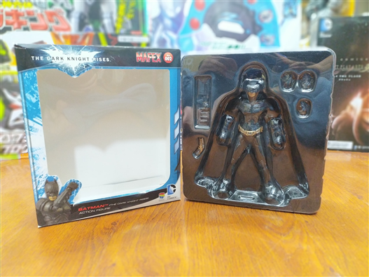 Mua bán MAFEX 002 BATMAN (THE DARK KNIGHT RISES) 2ND