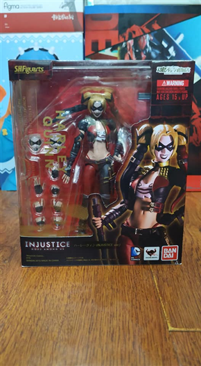 Mua bán (JPV) SHF HARLEY QUINN INJUSTICE VER
