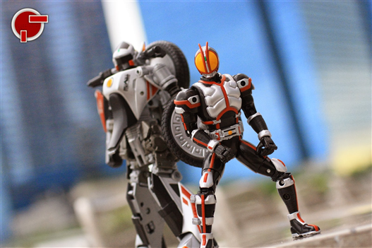 Mua bán SUPER RHF KAMEN RIDER FAIZ & AUTO VAJIN 2ND (THIẾU)