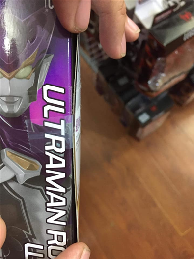 Mua bán SHF ULTRAMAN ROSSO WIND 2ND