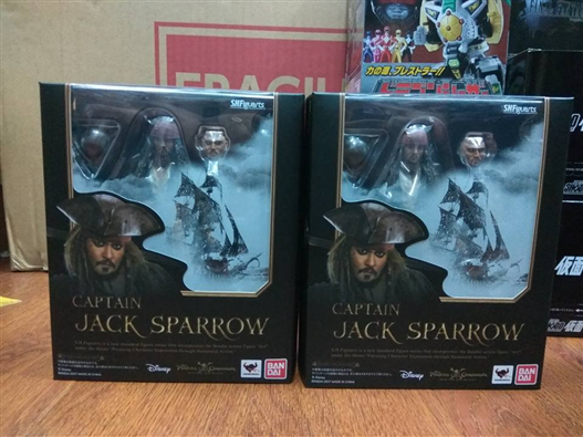 Mua bán SHF CAPTAIN JACK SPARROW